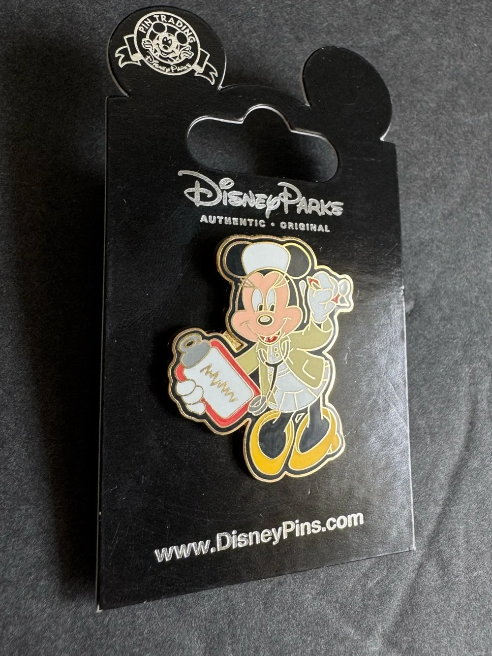 Minnie Mouse Nurse Pin Disney Parks Occupations Enamel Brooch New NWT